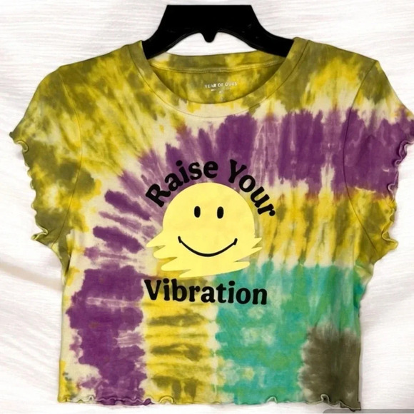 Year of Ours Rainbow Tie Dye Smiley Face Graphic Tee Cropped Baby Top L - Picture 1 of 12